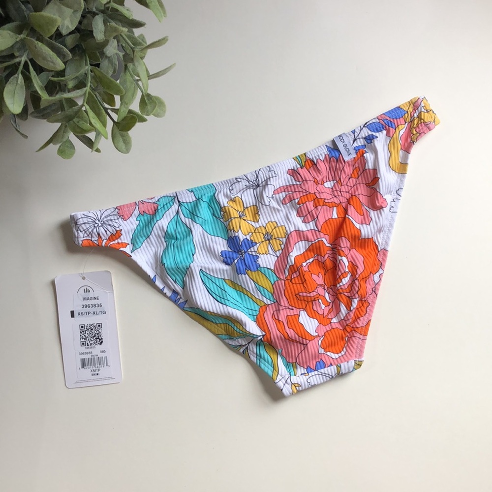 Body Glove | Classic Bikini Bottoms in Imagine - Picture 5 of 6